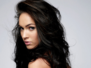 Illustration for article titled Megan Fox Mega Gallery 3